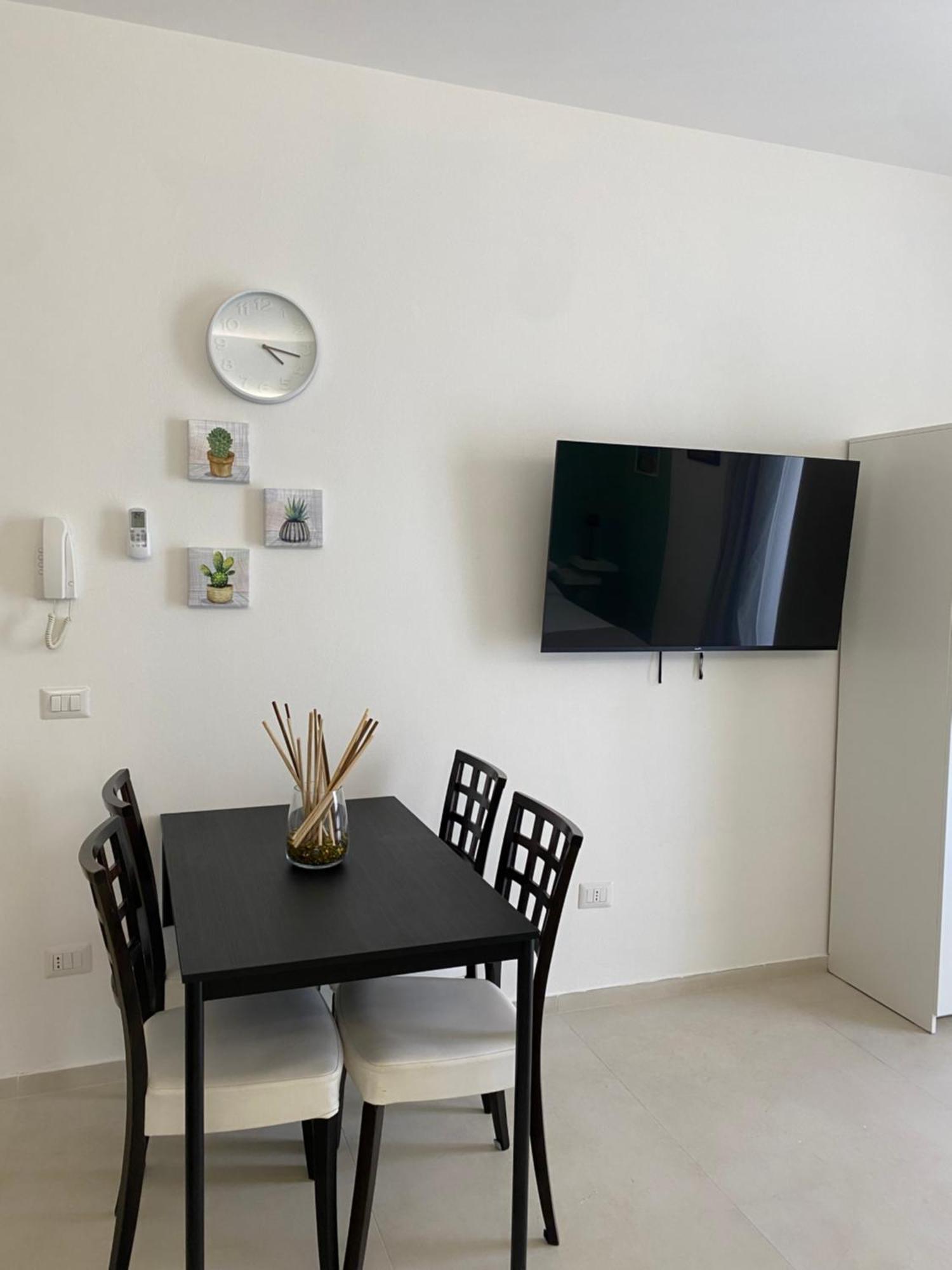Le Buguse Suite Apartment Lecce Eksteriør bilde