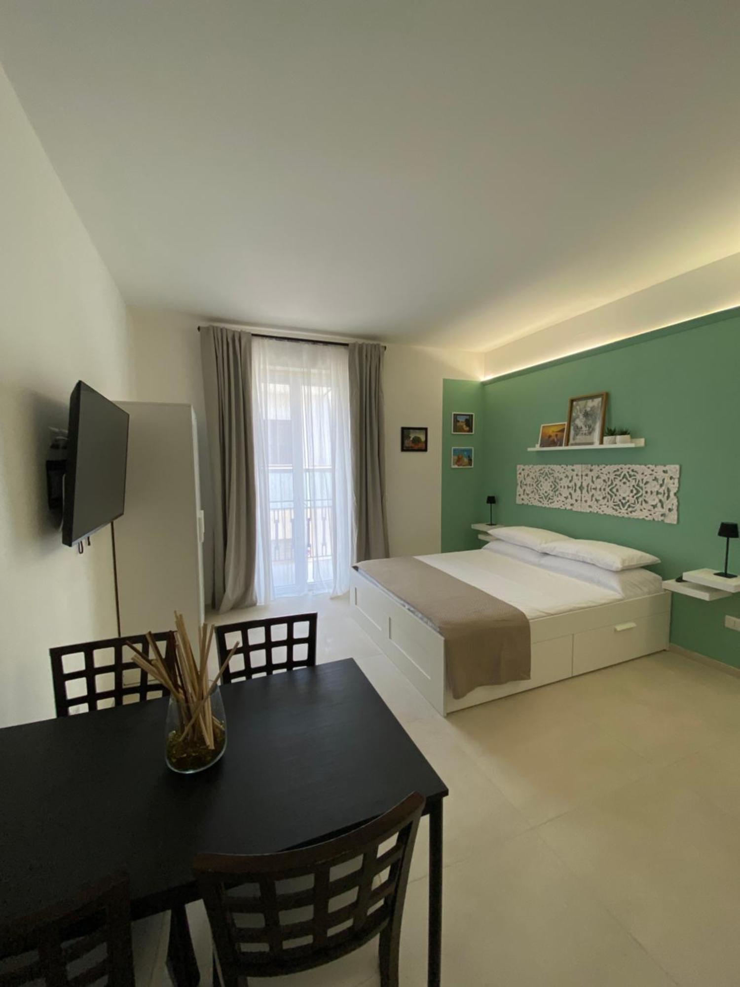 Le Buguse Suite Apartment Lecce Eksteriør bilde